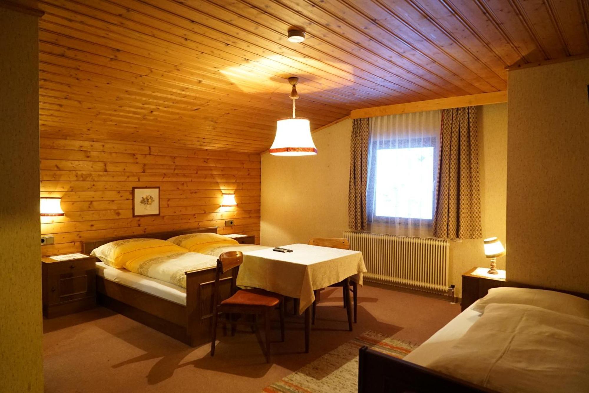 ホテル Gasthof Perfler Außervillgraten 部屋 写真