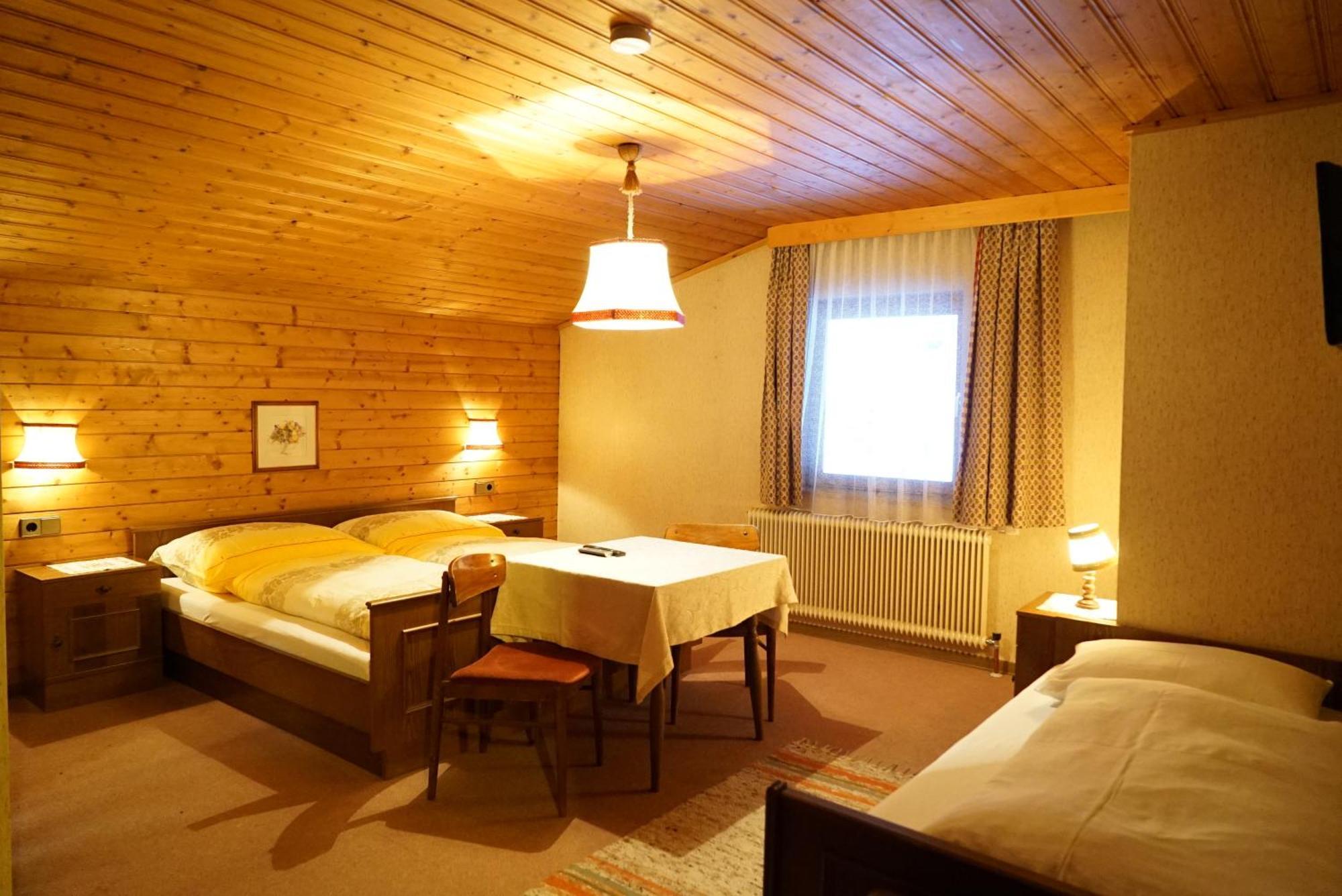 ホテル Gasthof Perfler Außervillgraten 部屋 写真